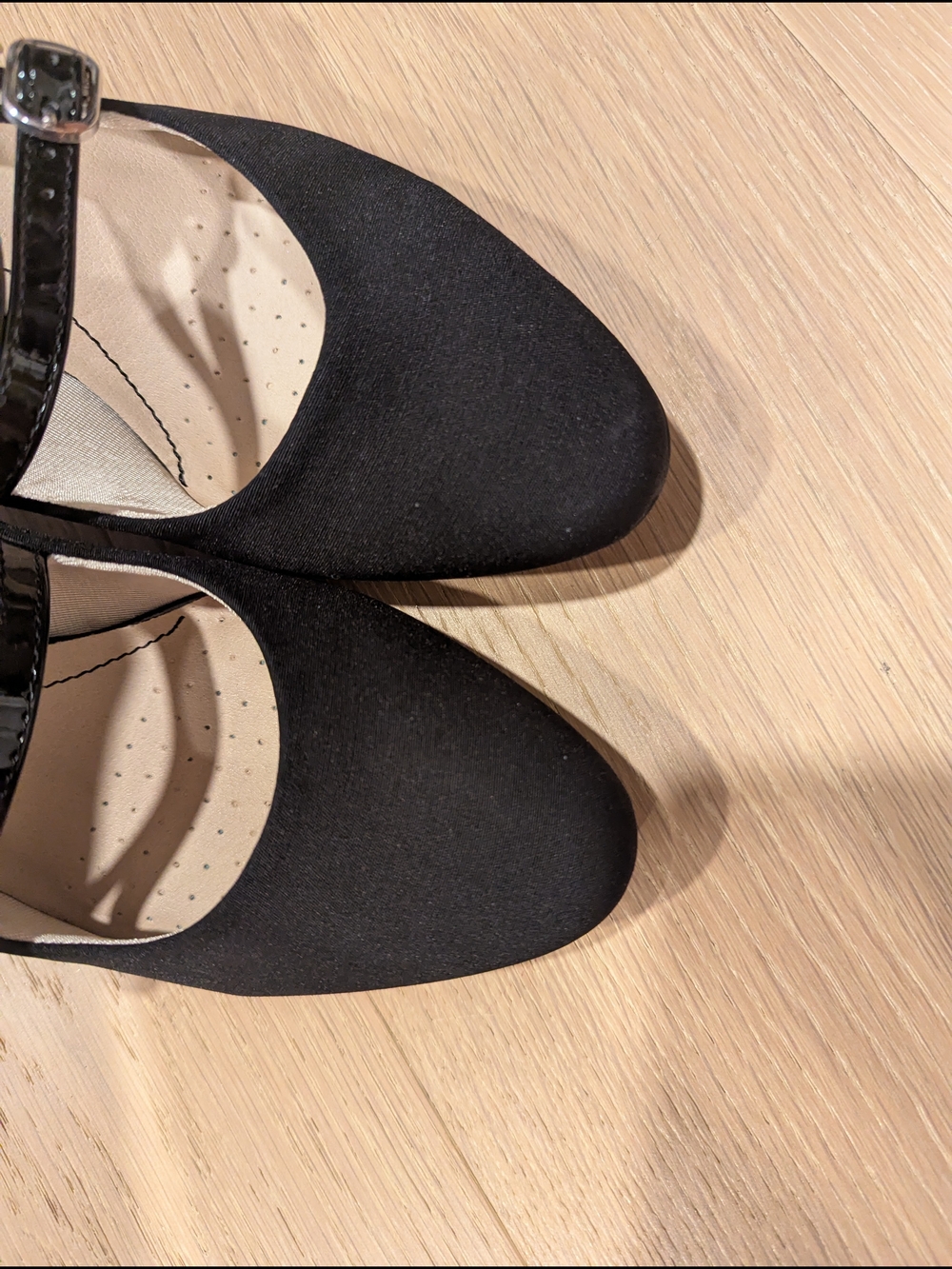 Life Stride Black Mary Jane Block Heel Pumps - Picture 5 of 8